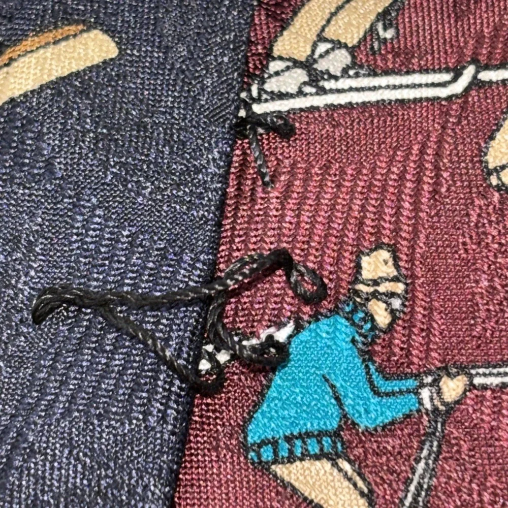 Robert‎ Talbott Men's 100% Silk Hand Sewn Neck Tie Snow Skier Winter EUC